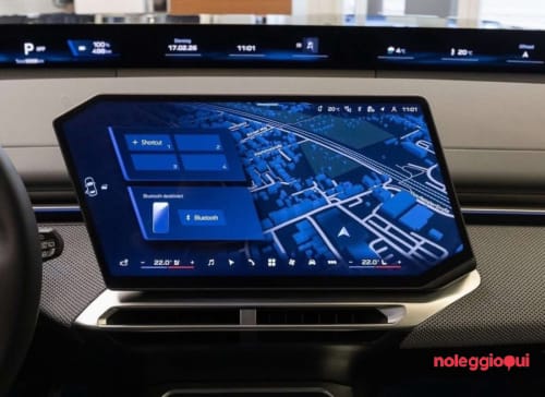 Noleggio VOLVO IX 40 FULL ELETTRIC 