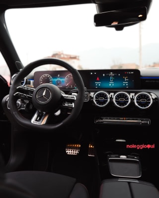 Noleggio MERCEDES-BENZ CLASSE A 45S