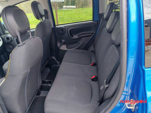 Noleggio Fiat Pandina Cross 1.0 Firefly Hybrid 70cv S&S