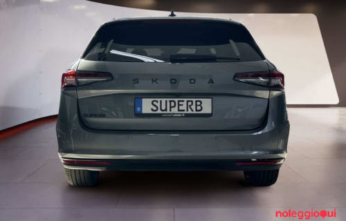 Noleggio SKODA SUPERB NOLEGGIO NO SCORING