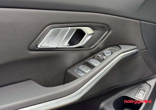 Noleggio BMW 320d TOURING STATION WAGON