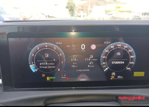 Noleggio VOLKSWAGEN T-ROC NOLEGGIO NON SCORING