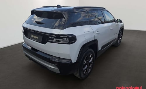 Noleggio JEEP AVENGER NO SCORING 