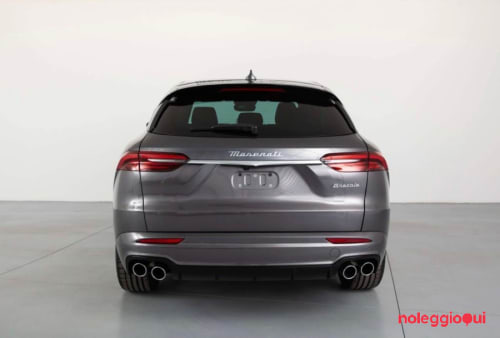 Noleggio MASERATI GRECALE NO SCORING 