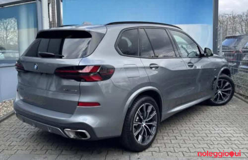 Noleggio BMW X5 NOLEGGIO NO SCORING