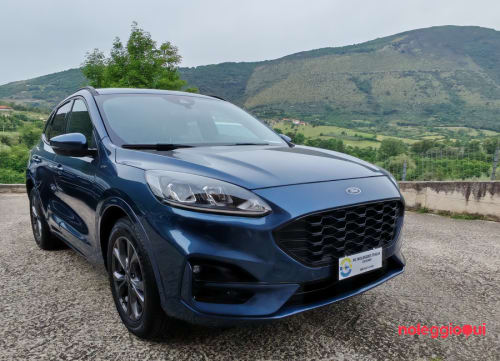 Noleggio Ford Kuga a Riscatto: ST-Line 2022 senza Finanziamento