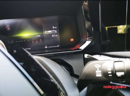 Noleggio RENAULT CLIO NO SCORING