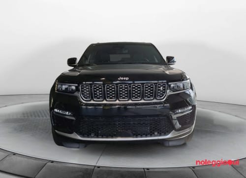 Noleggio Jeep Grand cherokee Overland