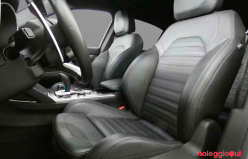 Noleggio ALFA ROMEO STELVIO NOLEGGIO NO SCORING