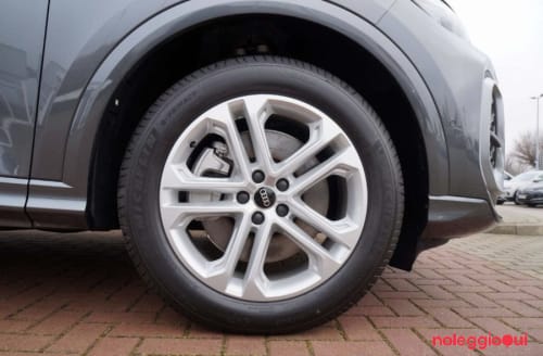 Noleggio AUDI Q5 SPB NOLEGGIO NO SCORING