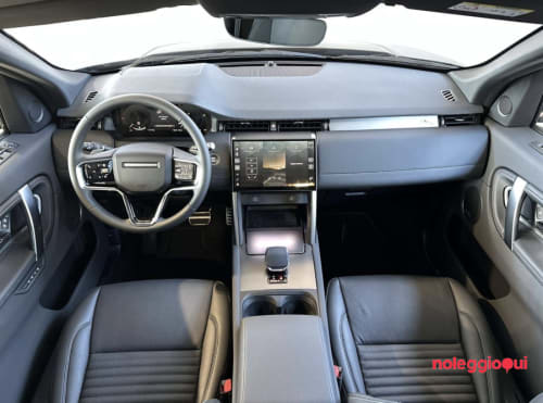 Noleggio LAMD ROVER DISCOVERY SPORT NOLEGGIO NO ESCORING
