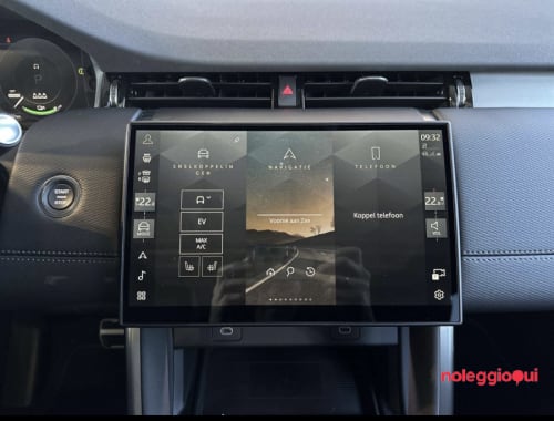 Noleggio LAMD ROVER DISCOVERY SPORT NOLEGGIO NO ESCORING