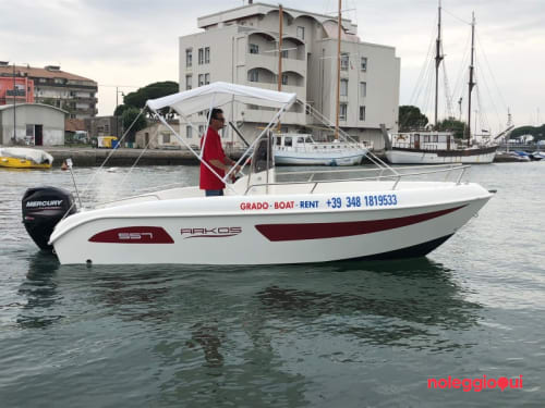 Noleggio Barca GBR8    517 open