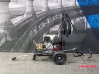 Noleggio FDX2 13/180 a benzina ad acqua fredda