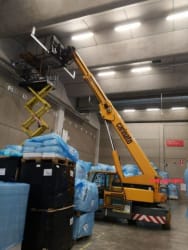 Noleggio GRU ELETTRICA CON FORCHE PORTATA 100 Q.LI