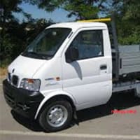 Noleggio Autocarro compatto Giotti Victoria 4x2 