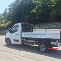 Noleggio Autocarro Renault Master con cassone 